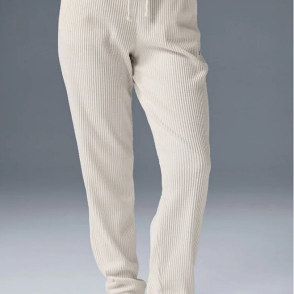 Alo Yoga Muse Hoodie + Sweatpants in Ivory - Picture 7 of 9